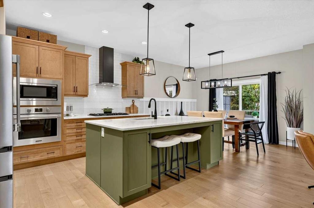 66 Masters Villas Se, Calgary, AB
