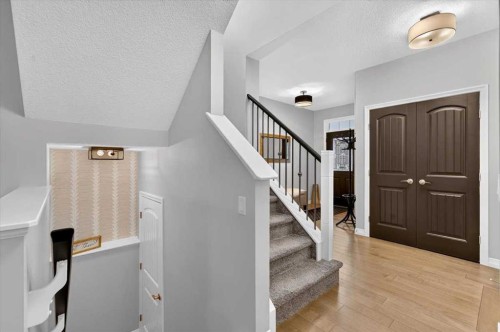 66 Masters Villas Se, Calgary, AB 