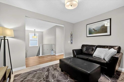 66 Masters Villas Se, Calgary, AB 