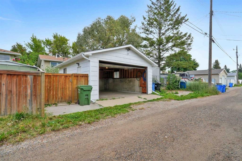 1432 Robson Crescent Se, Calgary, AB
