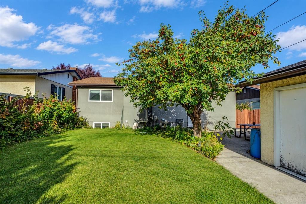 1115 Marcombe Crescent Ne, Calgary, AB