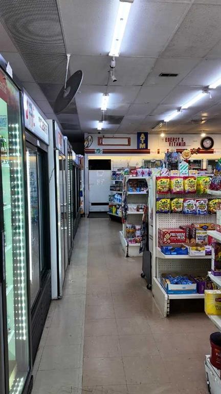 Northeast Convenience Store, Calgary, AB
