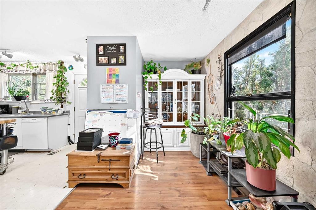 360 Rundlefield Road Ne, Calgary, AB