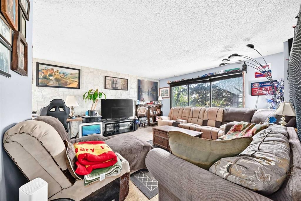360 Rundlefield Road Ne, Calgary, AB
