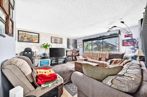 360 Rundlefield Road Ne, Calgary, AB 