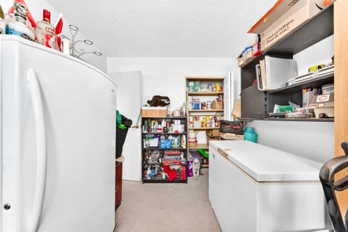 360 Rundlefield Road Ne, Calgary, AB 