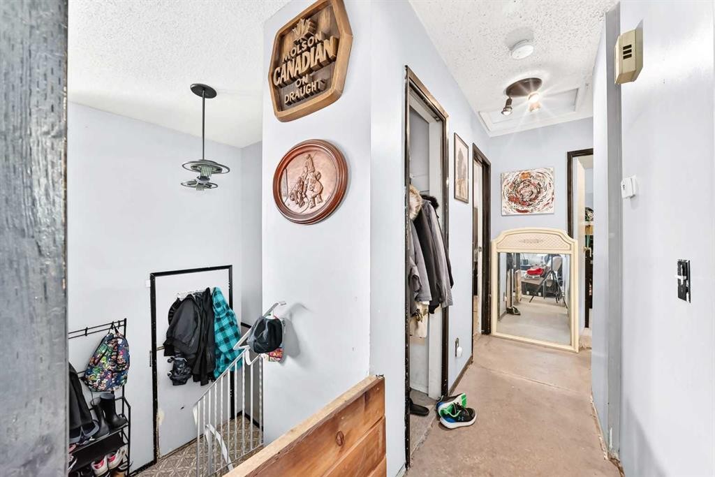 360 Rundlefield Road Ne, Calgary, AB