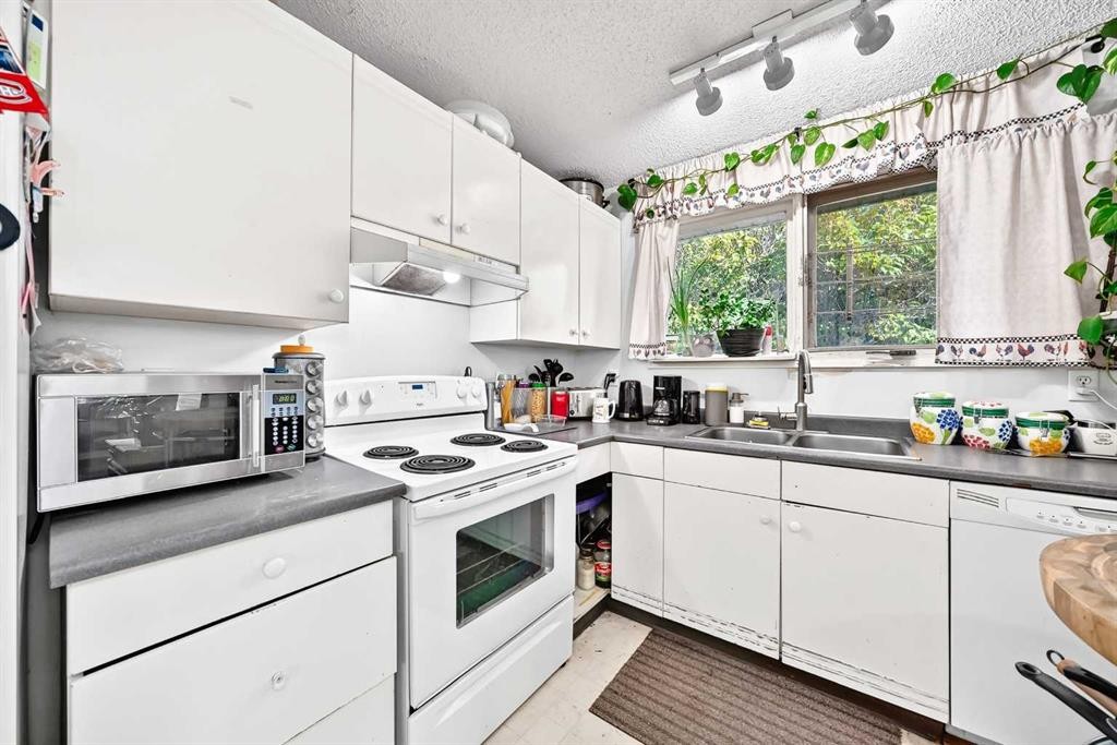 360 Rundlefield Road Ne, Calgary, AB