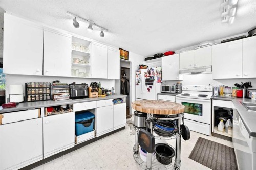 360 Rundlefield Road Ne, Calgary, AB 
