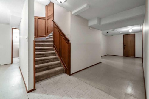 56 Bernard Way Nw, Calgary, AB 