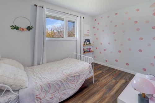 4827 Montana Drive Nw, Calgary, AB 