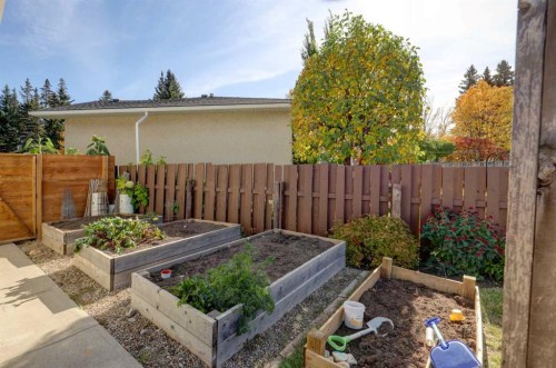 4827 Montana Drive Nw, Calgary, AB 