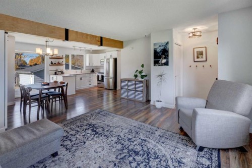 4827 Montana Drive Nw, Calgary, AB 