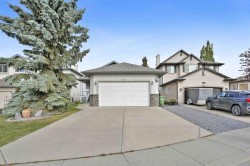164 Sunterra Heights Cochrane, AB T4C 1W7