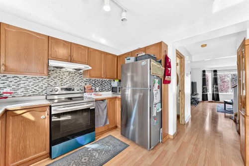 21 Martin Crossing Link Ne, Calgary, AB 