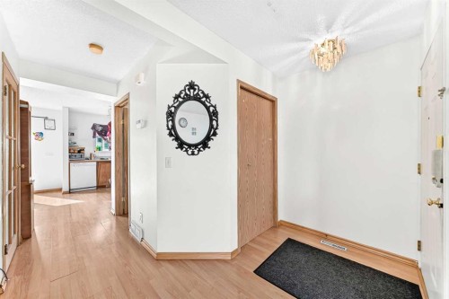 21 Martin Crossing Link Ne, Calgary, AB 