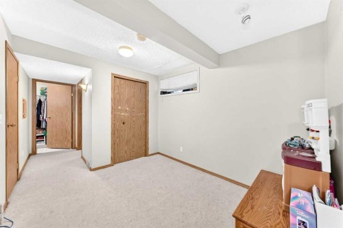 21 Martin Crossing Link Ne, Calgary, AB 