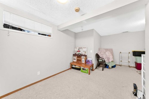 21 Martin Crossing Link Ne, Calgary, AB 