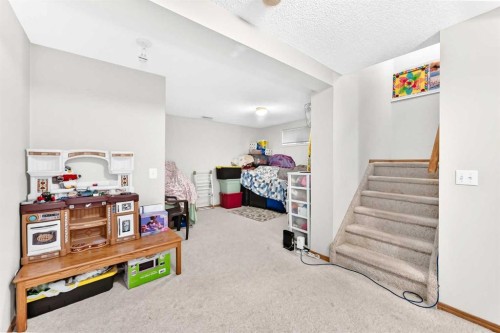 21 Martin Crossing Link Ne, Calgary, AB 