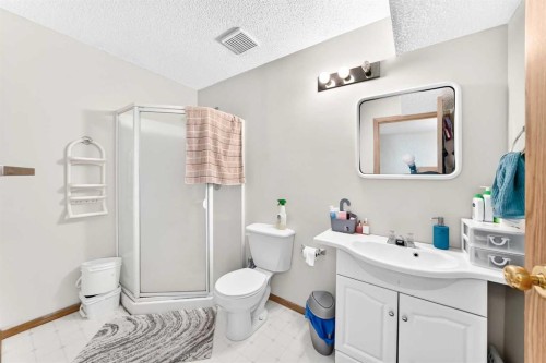 21 Martin Crossing Link Ne, Calgary, AB 