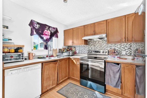 21 Martin Crossing Link Ne, Calgary, AB 