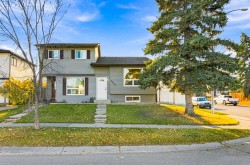 3602 Cedarille Drive SW Calgary, AB T2W 5B2