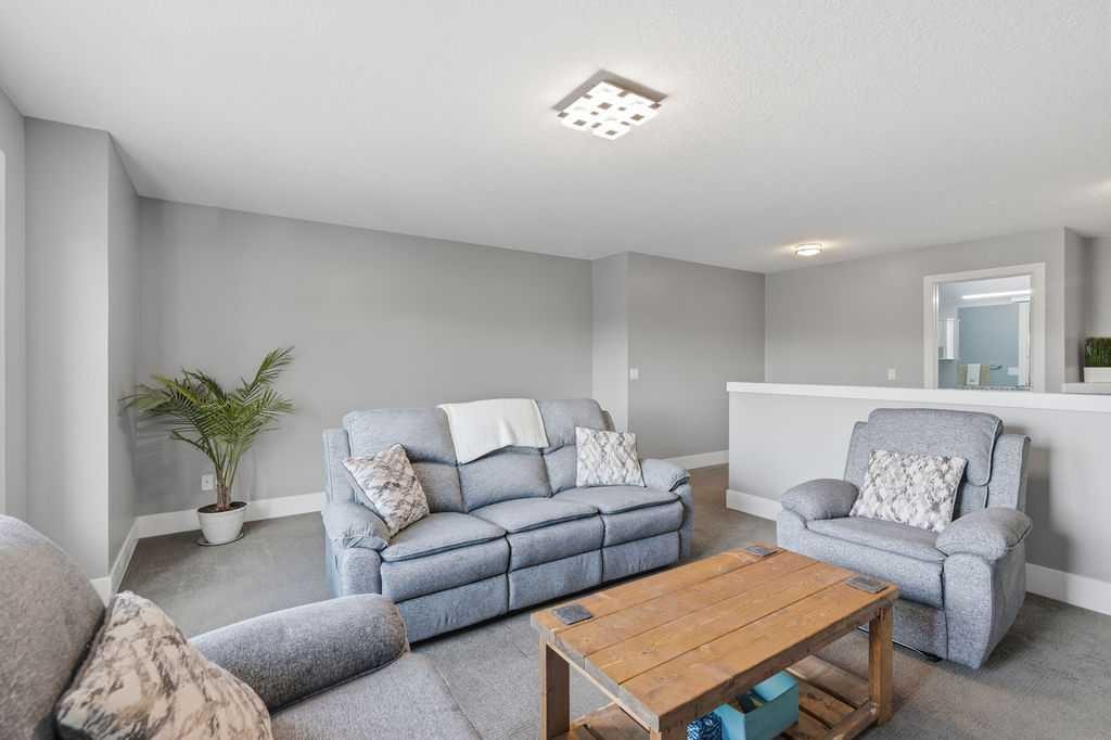 98 Evergreen Common Sw, Calgary, AB