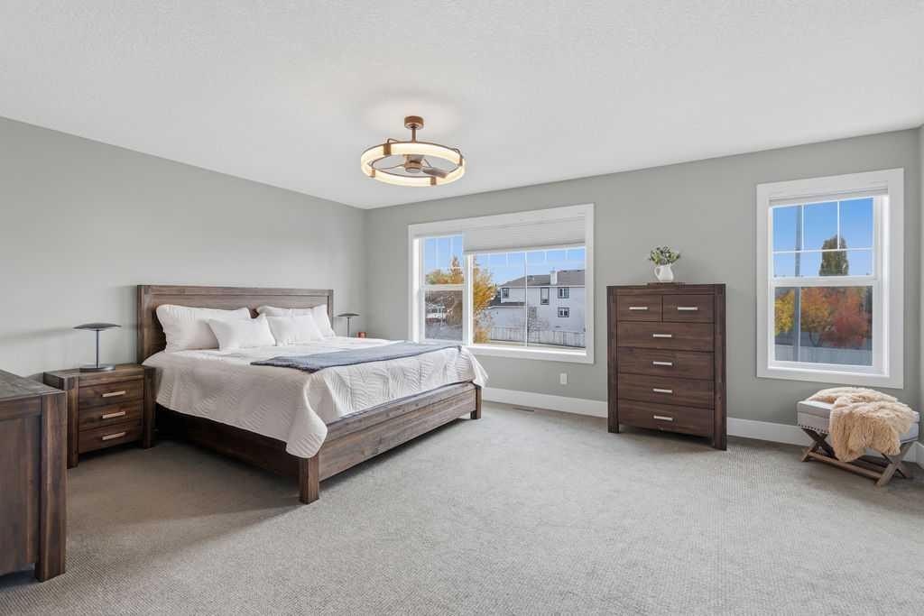 98 Evergreen Common Sw, Calgary, AB