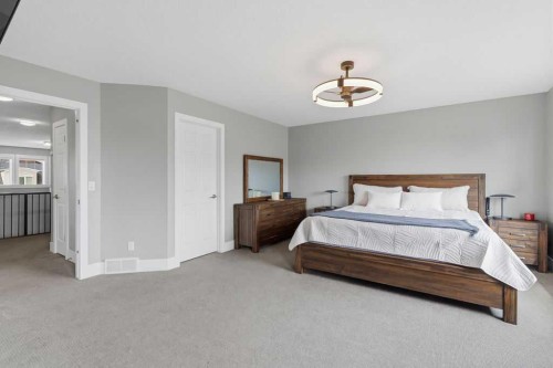 98 Evergreen Common Sw, Calgary, AB 