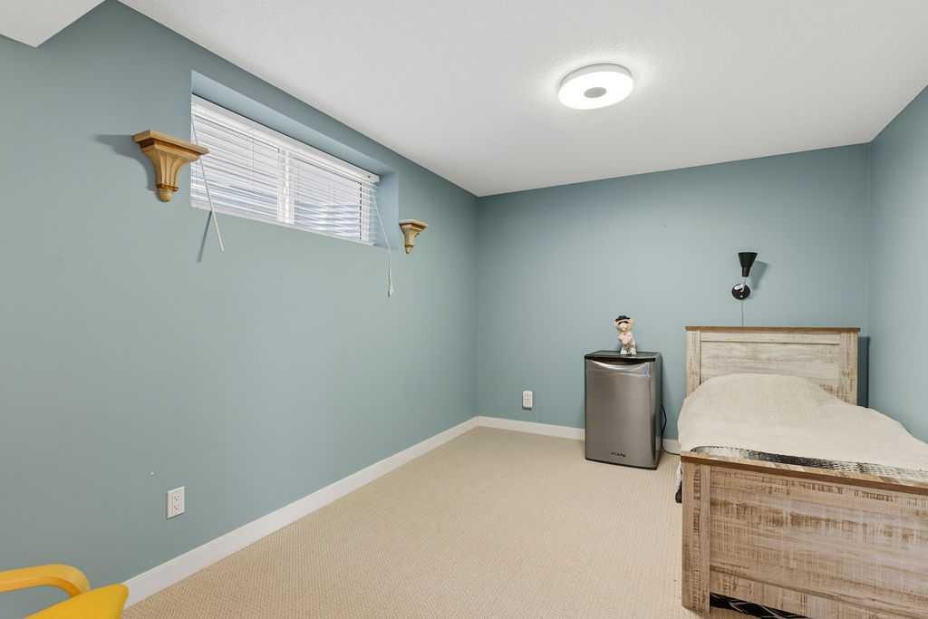 98 Evergreen Common Sw, Calgary, AB