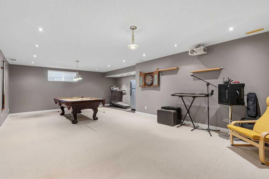 98 Evergreen Common Sw, Calgary, AB