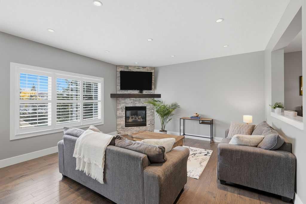 98 Evergreen Common Sw, Calgary, AB