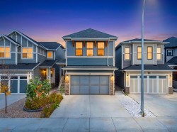 66 Magnolia Court SE Calgary, AB T3M 3M5