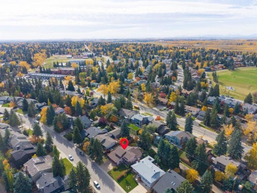 331 Oakfern Crescent Sw, Calgary, AB 