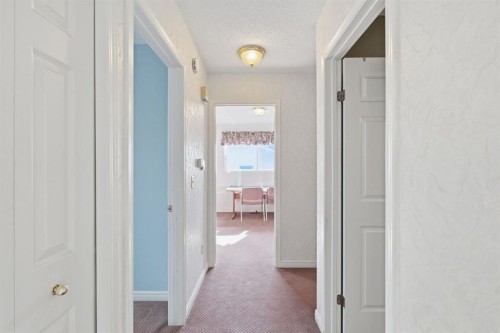 331 Oakfern Crescent Sw, Calgary, AB 