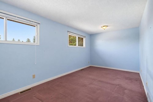 331 Oakfern Crescent Sw, Calgary, AB 