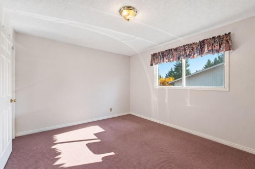 331 Oakfern Crescent Sw, Calgary, AB 