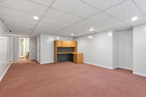 331 Oakfern Crescent Sw, Calgary, AB 