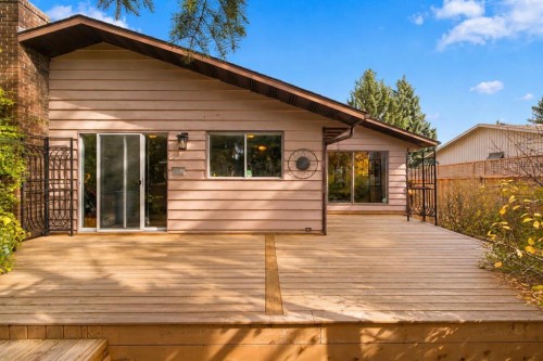 331 Oakfern Crescent Sw, Calgary, AB 