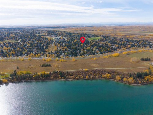331 Oakfern Crescent Sw, Calgary, AB 