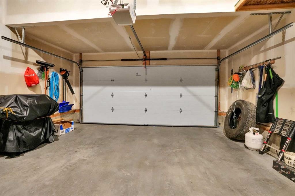 314 Corner Meadows Way Ne, Calgary, AB