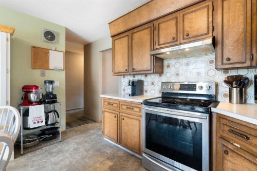 212 Whiteview Bay Ne, Calgary, AB 