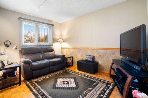 212 Whiteview Bay Ne, Calgary, AB 