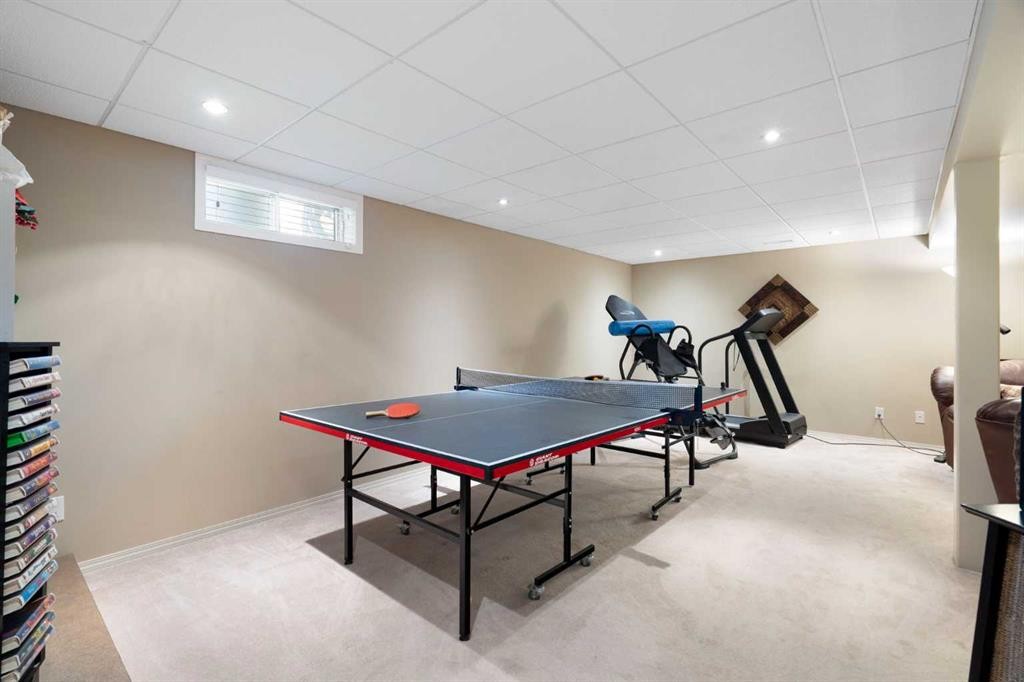 212 Whiteview Bay Ne, Calgary, AB