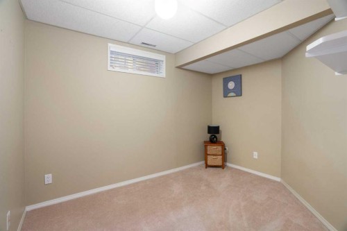 212 Whiteview Bay Ne, Calgary, AB 