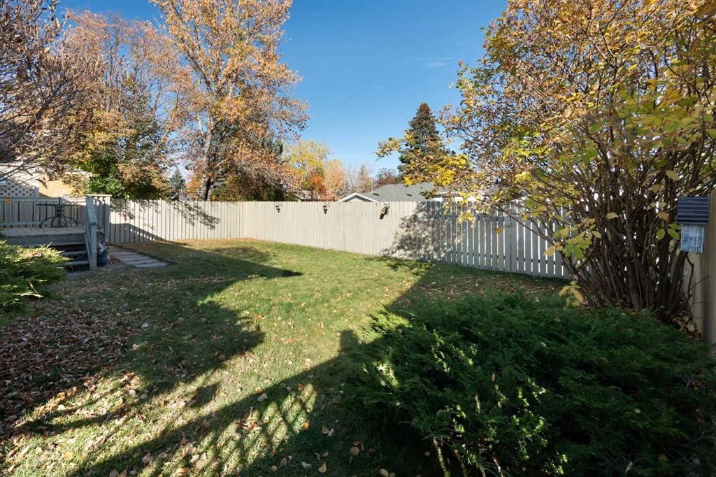 212 Whiteview Bay Ne, Calgary, AB