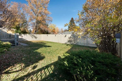 212 Whiteview Bay Ne, Calgary, AB 