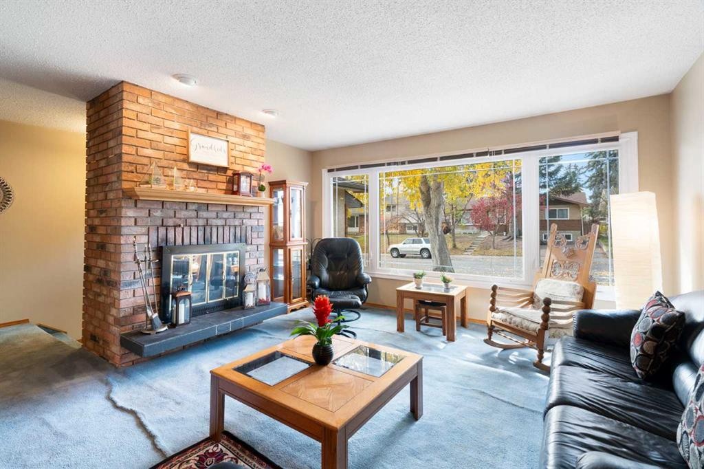 212 Whiteview Bay Ne, Calgary, AB