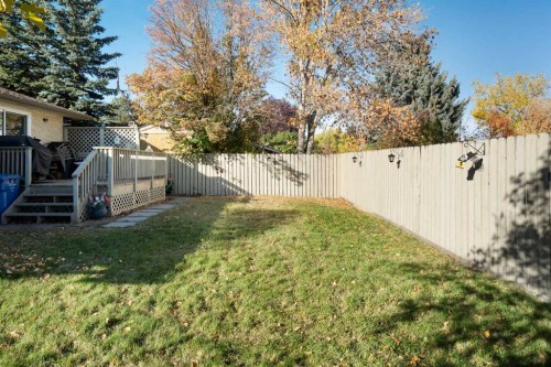 212 Whiteview Bay Ne, Calgary, AB 