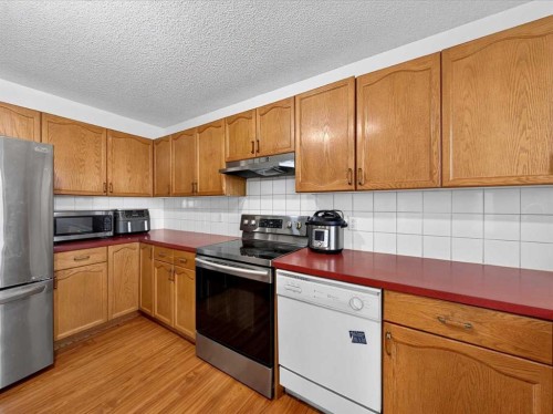 421 Martindale Drive Ne, Calgary, AB 